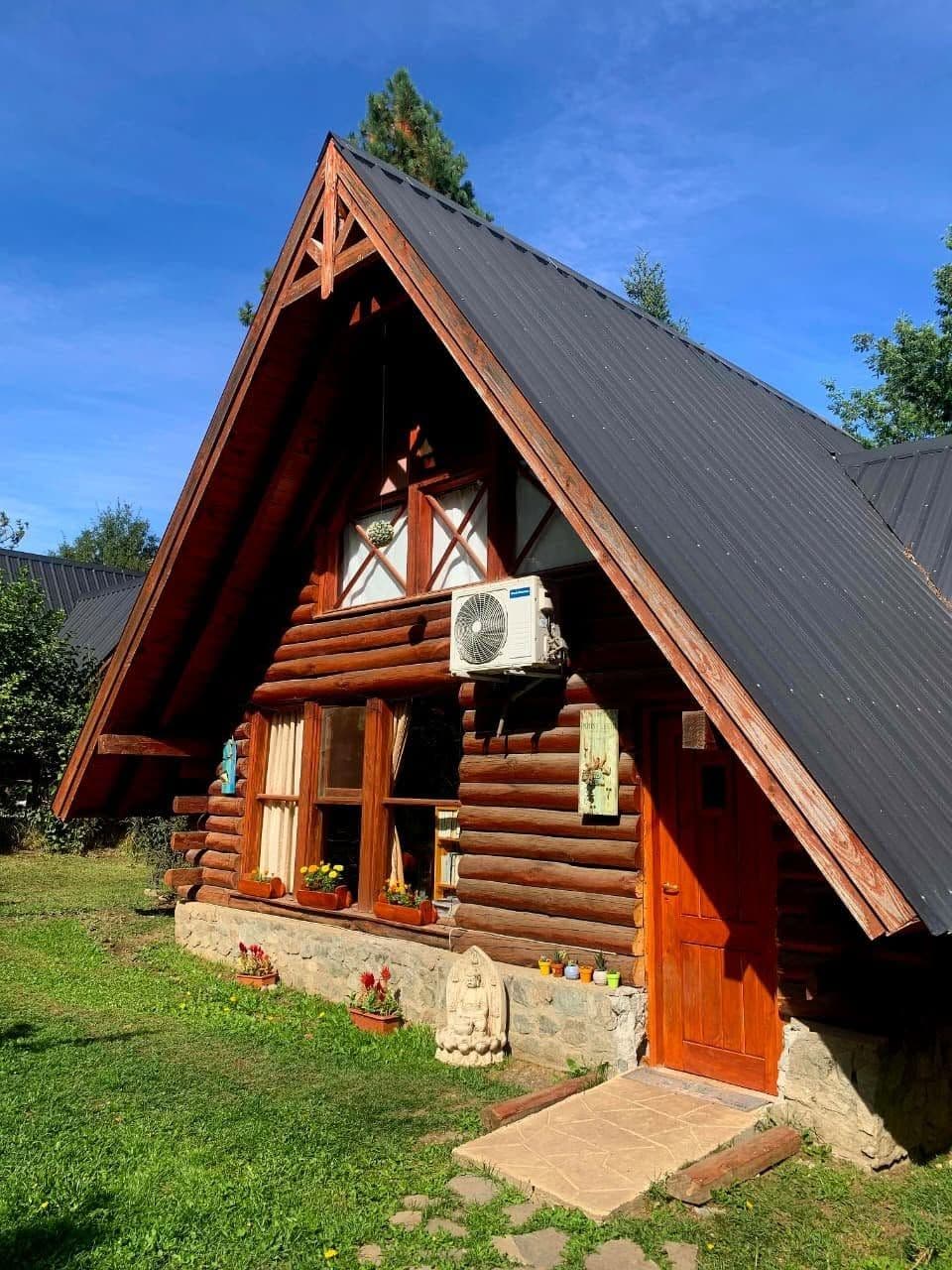 Casa de dos dormitorios con monoambiente en Villa Turismo, El Bolsón